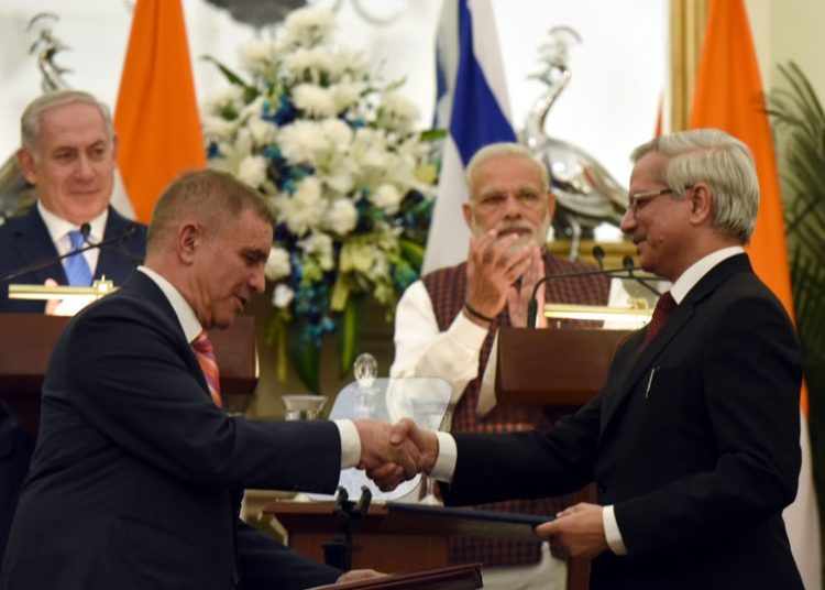 The Prime Minister, Shri Narendra Modi and the Prime Minister of Israel, Mr. Benjamin Netanyahu witnessing the Exchange of MoUs/Agreements between India and Israel, at Hyderabad House, in New Delhi on January 15, 2018.