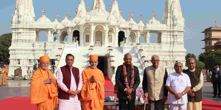 રાષ્ટ્રપતિ રામનાથ કોવિંદે કર્યા ગોંડલ સ્થિત શ્રી અક્ષરદેરીમાં દર્શન કર્યા