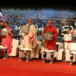 KP.com Anandiben Karma Yatri Book Vimochan e1521297613163