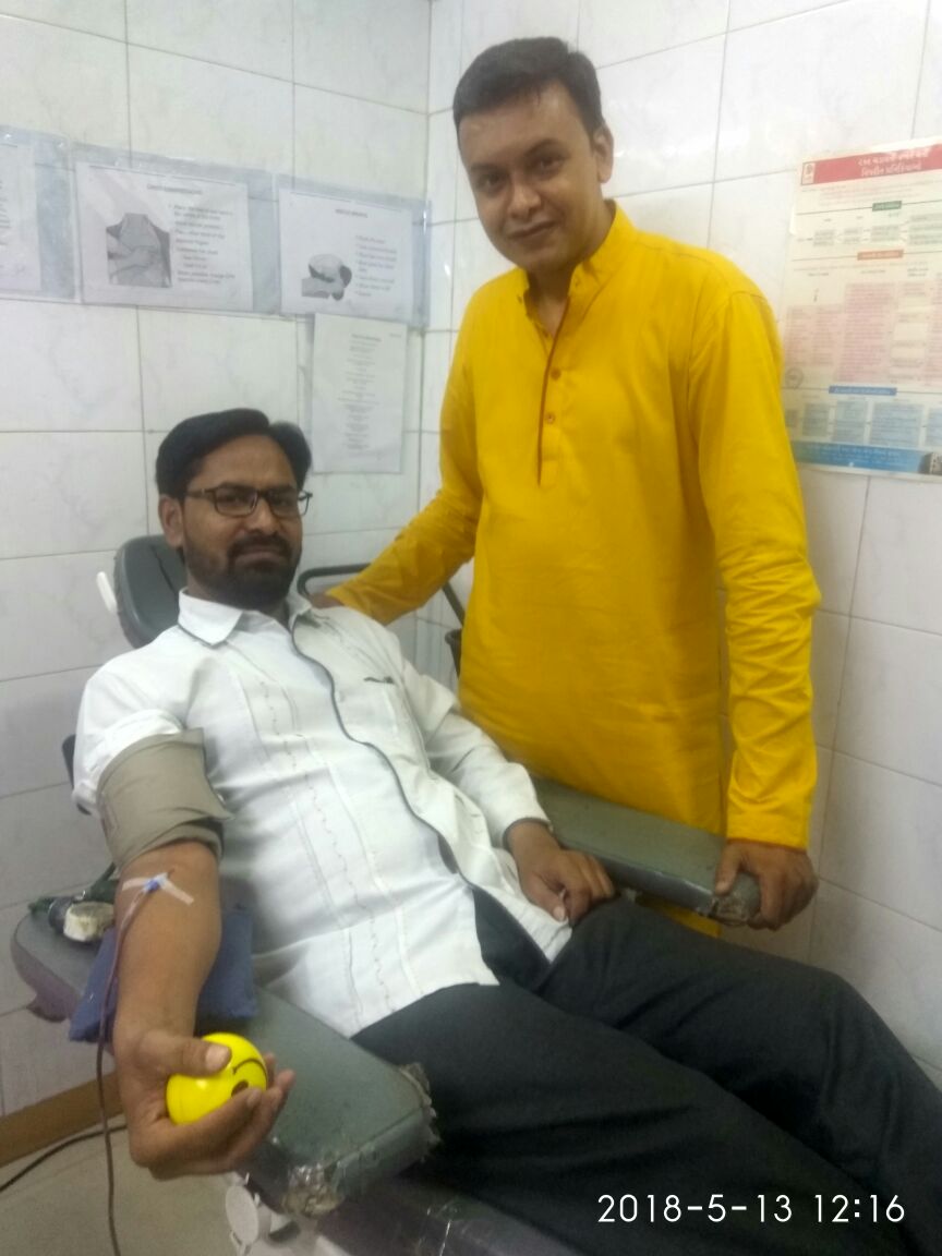 થેલેસીમીયા ગ્રસ્ત બાળકો માટે રક્તદાન શિબિર યોજાઇ 1 KP.com Blood Donner