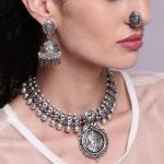 સિલ્વર જ્વેલરીનો વધી રહેલો ક્રેઝ 3 silv2