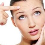 કપાળની કાળાશ કેવી રીતે દુર કરશો 2 download 1