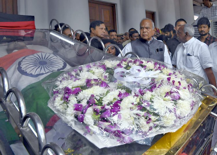 The Prime Minister, Shri Narendra Modi pays tributes at the mortal remains of Kalaignar Karunanidhi, in Chennai on August 08, 2018.