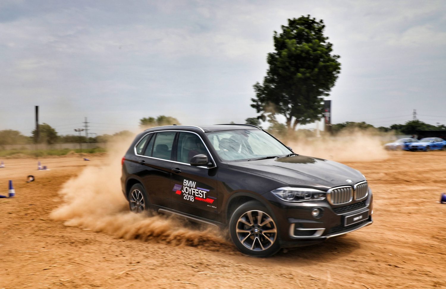 04 BMW X5 in action at BMW JOYFEST in Ahmedabad e1537798925649