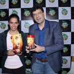 સાઇના નેહવાલ બની રસનાએ લોંચ કરેલ નવી પ્રોડક્ટની બ્રાંડ એમ્બેસેડોર 3 Saina Nehwala with Mr.Piruz Khambatta Chairman Rasna Pvt.Ltd at Rasna Native Haat range launch e1543499093526