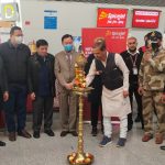 ભક્તિ અને નૃત્યનો સંગમ ખજુરાહો ડાન્સ ફેસ્ટિવલની 48મી આવૃત્તિનો પ્રારંભ 3 - Shri Om Prakash Sakhlecha, Hon. Minister MSME alongwith delegates inaugurated with lighting of lamp.