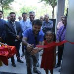 <strong>એયુ સ્મોલ ફાઇનાન્સ બૅન્કે ગુજરાતમાં તેનો વ્યાપ વિસ્તાર્યો</strong><strong>, </strong><strong></strong> 2 Mr. Amol Seth in centre inaugurating AU Bank branch at South Bopal Ahmedabad