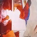 મધ્યપ્રદેશમાં મોબાઈલમાં રિંગ વાગતા જ બોમ્બની જેમ ફાટ્યો 2 Page 10