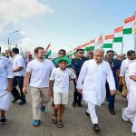 રાહુલ ગાંધીની સાથે 'ભારત-જોડો-યાત્રા'માં સામેલ થવા પર સરકારી શિક્ષક થયા સસ્પેન્ડ 2 Page 05