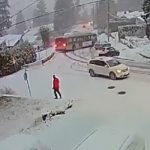 બરફના કારણે બસ લપસી પડી, વાયરલ વિડીયો જોનારાના તો શ્વાસ અદ્ધર થયા 3 Page 04