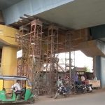 ઘાટલોડિયા બ્રિજના કેટલાક ભાગમાં મુકેલા ટેકાને લીધે લોકોને લાગી રહ્યો છે બ્રિજ પડવાનો ડર 3 File 01 Page 24