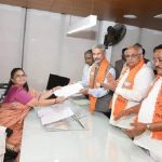 એસ જયશંકરે સીએમ ભૂપેન્દ્ર પટેલ અને ભાજપ પ્રદેશ પ્રમુખ સી આર પાટીલની હાજરીમાં ફોર્મ ભર્યુ 3 File 02 Page 01 1