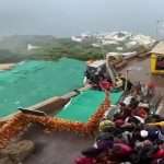 સૌરાષ્ટ્રમાં કમોસમી વરસાદથી પરીક્રમા કરવાં ગયેલાં ભાવિકોને હાલાકી 2 Page 22