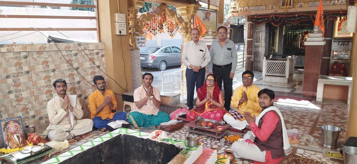 અંબાજી માતાજી મંદિર ખાતે નવરંગપુરા માતાજીનો હવન તથા મેડિકલ કેમ્પનું આયોજન 1 navrangpura 1