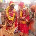 વરરાજને બદલે એની બહેન ભાભી સાથે ફેરા ફરે છે 3 tradition
