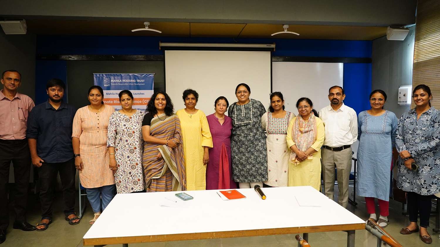ક્લાઈમેટ રીસ્ક ઈન્સ્યોરન્સ: અસહ્ય ગરમીનાં જોખમ સામે હવે મળશે વીમો  1 Mahila Housing Trust 1