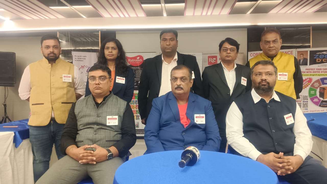 અમદાવાદમાં રેફરન્સ ક્લબના 12મા ચેપ્ટર લોન્ચ ઇવેન્ટ સફળતાપૂર્વક યોજાઇ 1 refrence club