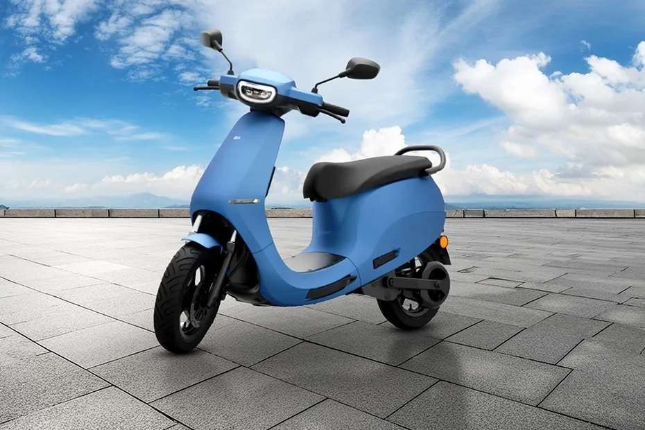 Craze for EVs waned, sales of two-wheelers and commercial vehicles slumped
