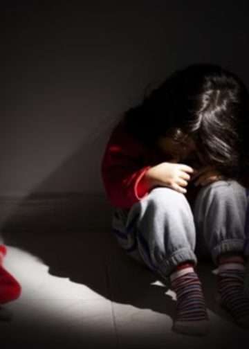 An employee of the technical department of a school in Bhopal raped a three-year-old innocent girl in the school