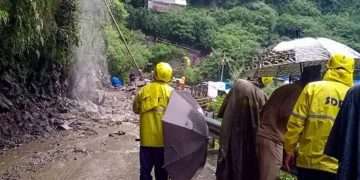 Landslide on Kedarnath National Highway in Rudraprayag 5 Death