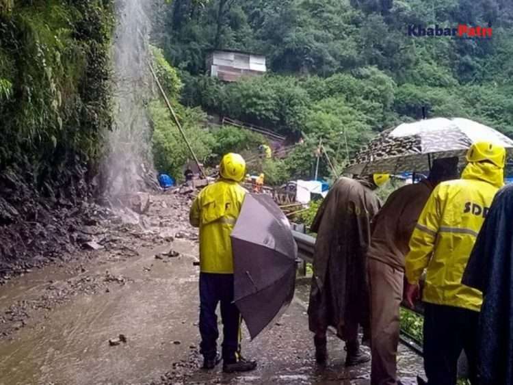 Landslide on Kedarnath National Highway in Rudraprayag 5 Death