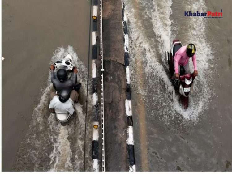 6.7 inches of rain in 2 hours in Umarpada Surat Gujarat monsoon