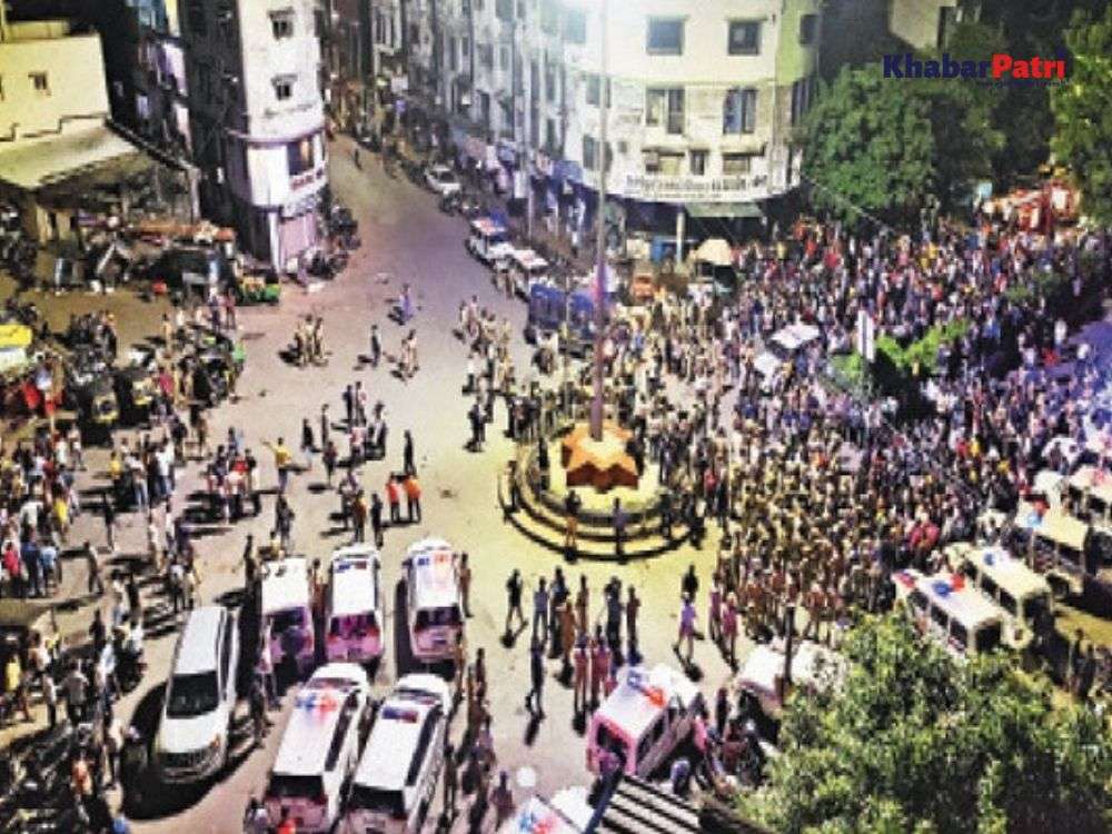 ગુજરાતમાં શાંતિ ડહોળવાનું ષડયંત્ર? અલગ અલગ શહેરમાં અસામાજિક તત્વોનો આતંક 1 Conspiracy to disrupt peace in Gujarat? Terrorism by unsociable elements in different cities