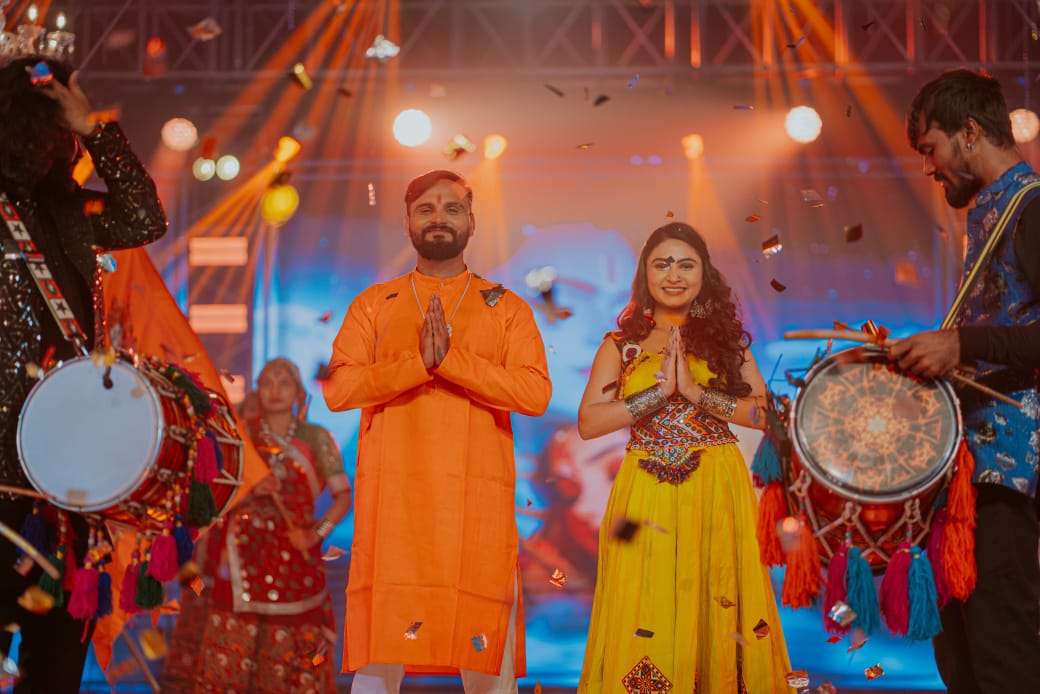 Singer Dr. Hemant Joshi's new nonstop track "Vansaldi" watch on youtube