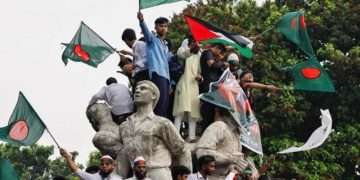 Radicals demand to change national anthem of Bangladesh