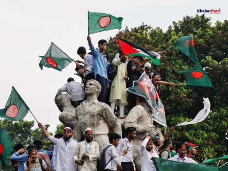 Radicals demand to change national anthem of Bangladesh