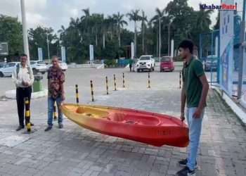 man from Vadodara bought a boat after being fed up with floods