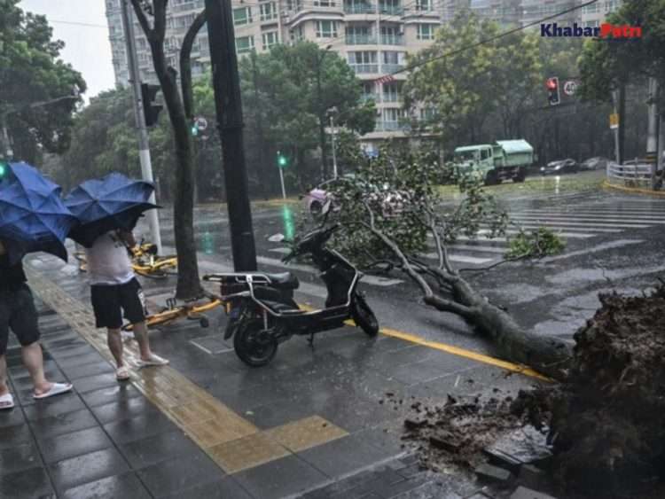 75 years after the Shanghai disaster, Typhoon Gloria struck China in 1949