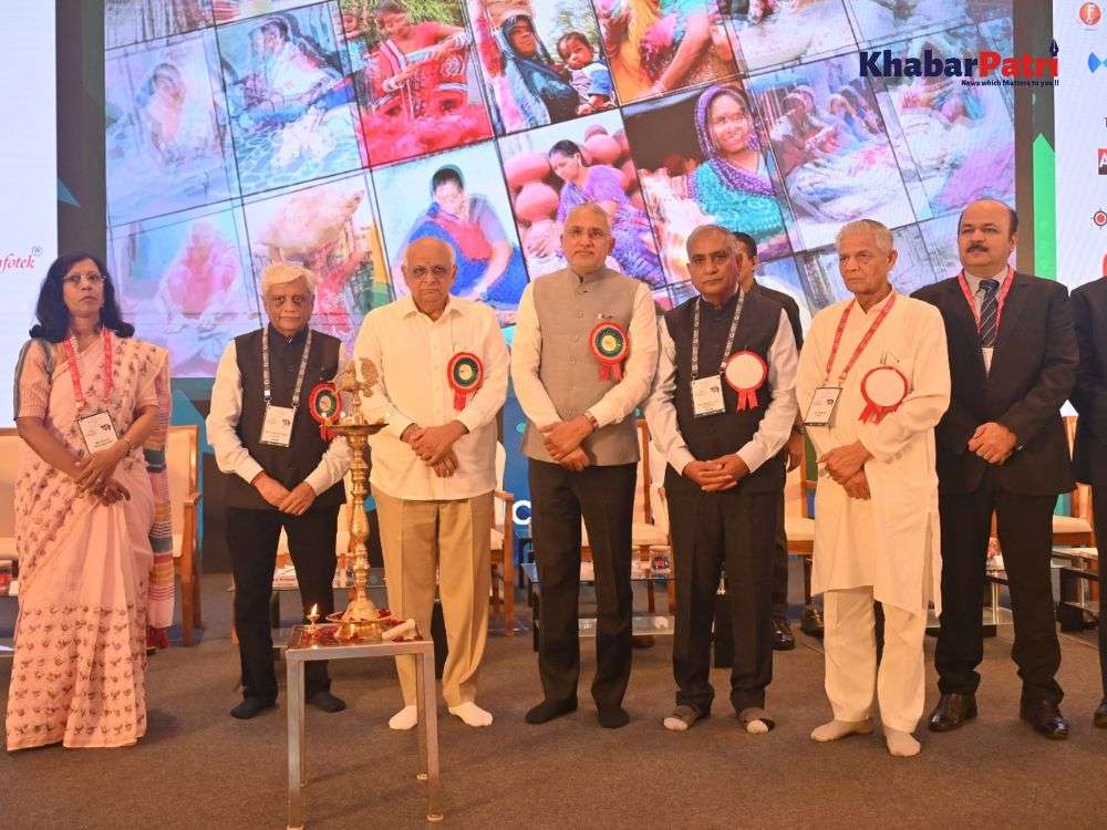 ગુજરાતના શહેરી સહકારી બેંકોની (UCBs) મજબૂત કામગીરી, એનપીએનું પ્રમાણ માત્ર 0.5% 1 cm