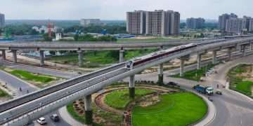 PM Modi inaugurated the metro between Ahmedabad and Gandhinagar