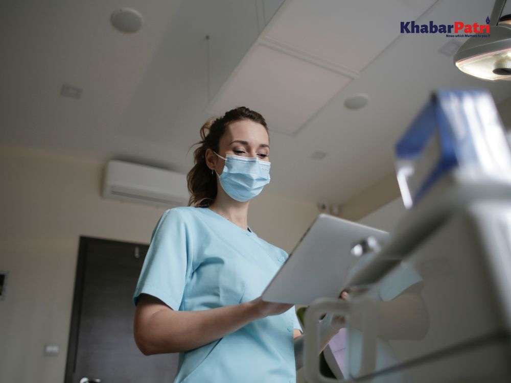 રાજ્ય સરકારની મોટી જાહેરાત, 1903 સ્ટાફનર્સની કરાશે સીધી ભરતી, જાણો ક્યારથી કરી શકાશે અરજી? 1 nurse