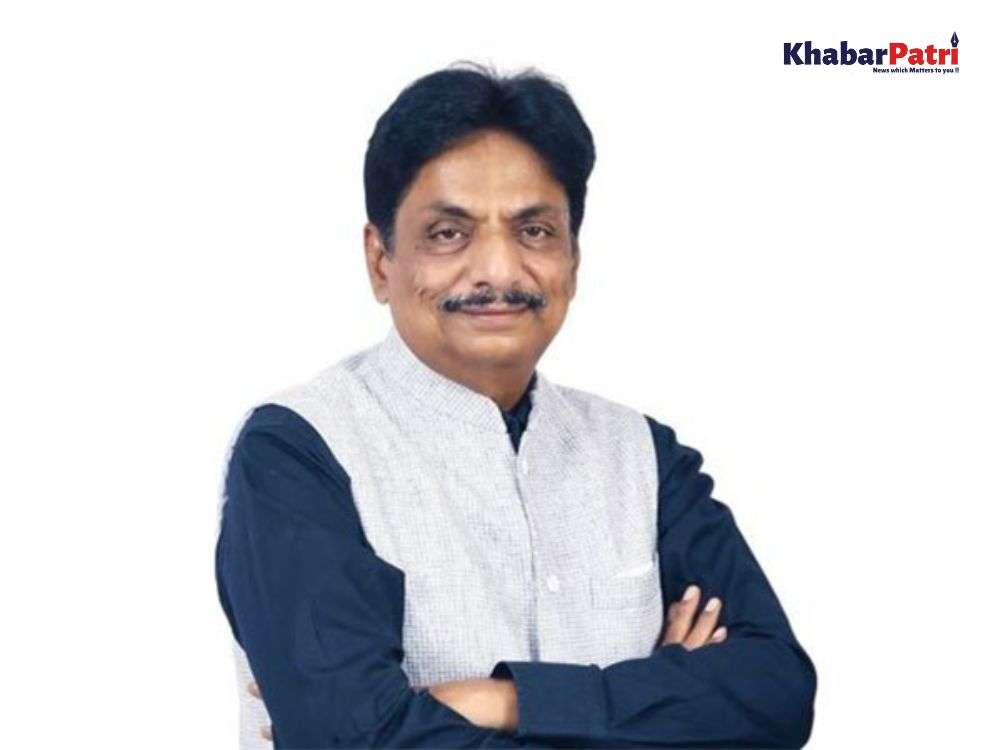 ભારે વરસાદના કારણે બનાસકાંઠા અને પાટણ જીલ્લાના ૩૪ જેટલા અસરગ્રસ્ત ગામોમાં આરોગ્ય વિભાગની સ્વાસ્થ્ય સર્વેલન્સ અને સ્ક્રીનીંગની સધન કામગીરી 1 rushikesh patel 1