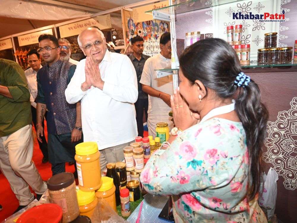 વાઇબ્રન્ટ નવરાત્રી ફેસ્ટિવલ સાથે સરસ મેળો 2024નું આયોજન 1 saras melo