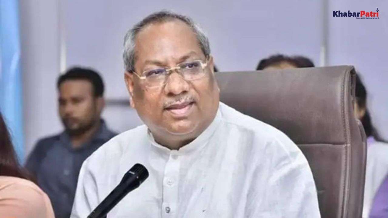 ‘હું આમ જ અહીં નથી પહોંચ્યો, 7 પોલીસ અધિકારીના હાથ-ટાંટિયા તોડાવીને, તેને ખાડામાં ફેંકાવીને અહીં પહોંચ્યો છું‘: સંજય નિષાદ 1 sanjay nishad