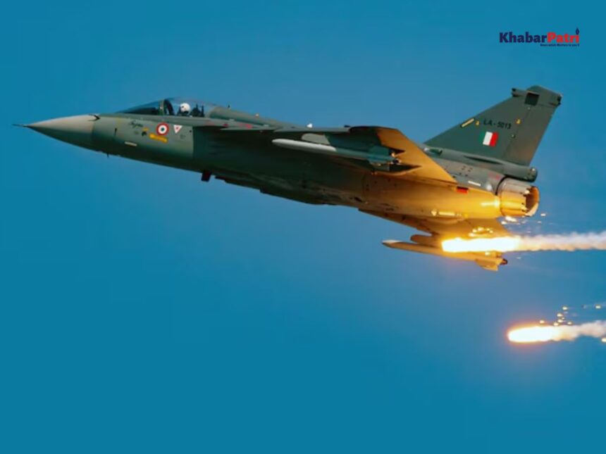 પાકિસ્તાન પર ભારતની એર સ્ટ્રાઇક, શું આજે બંધ રહેશે સ્કૂલ અને બેન્ક? જાણો મુસાફરી કરવી જોઈએ? 1 air strik