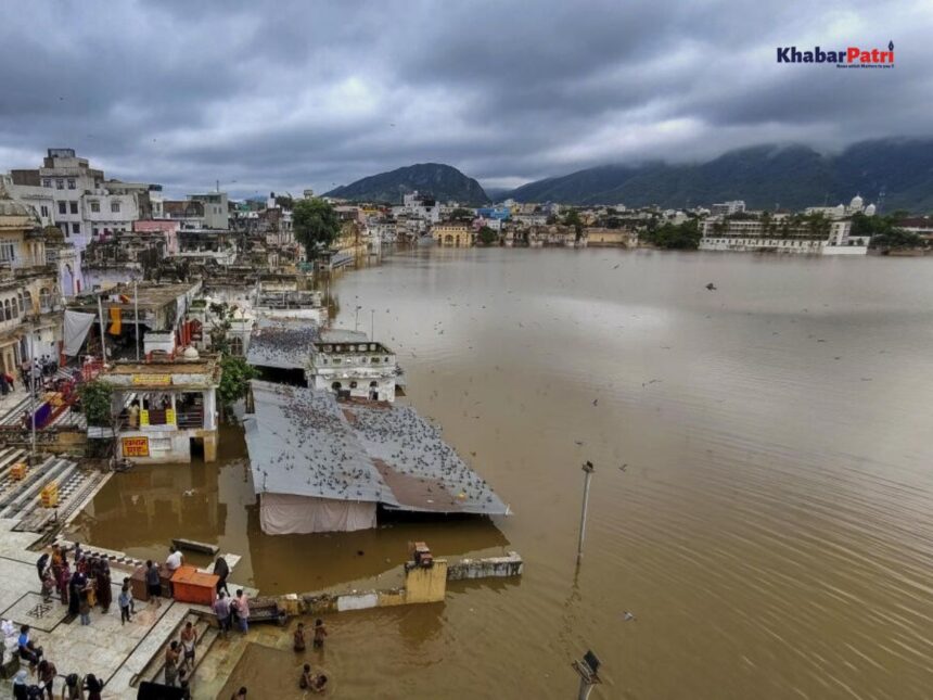 રાજસ્થાનમાં વરસાદનુંં તાંડવ, રાજ્યમાં મોટાભાગમાં પૂરના કારણે તબાહી, જનજીવન અસ્તવ્યસ્ત 1 rain 1