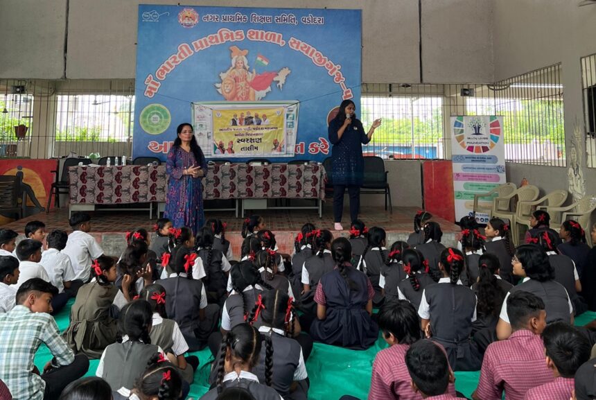 Good Touch – Bad Touch: બીલિયન લાઈવ્ઝ ફાઉન્ડેશન દ્વારા સ્વરક્ષણ તાલીમ શિબિર 1 Self Defense Training Camp by Billion Lives Foundation 2