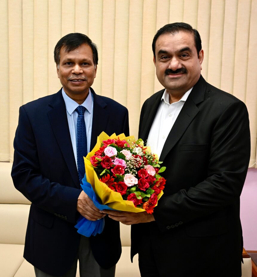 ગૌતમ અદાણીનું IIM લખનૌમાં ભારતના ભાવિ નિર્માતાઓને પ્રેરક સંબોધન 1 WhatsApp Image 2025 08 07 at 22.40.23 c47be807