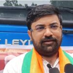 અમરાઇવાડી વિધાનસભાના ભાજપ કાર્યકર્તા તેજેન્દ્ર જુંગીભાઈ ચૌહાને પીએમ મોદીનો રોડ શૉ માટે કરી ખાસ વ્યવસ્થા 3 WhatsApp Image 2025 08 28 at 6.35.24 PM