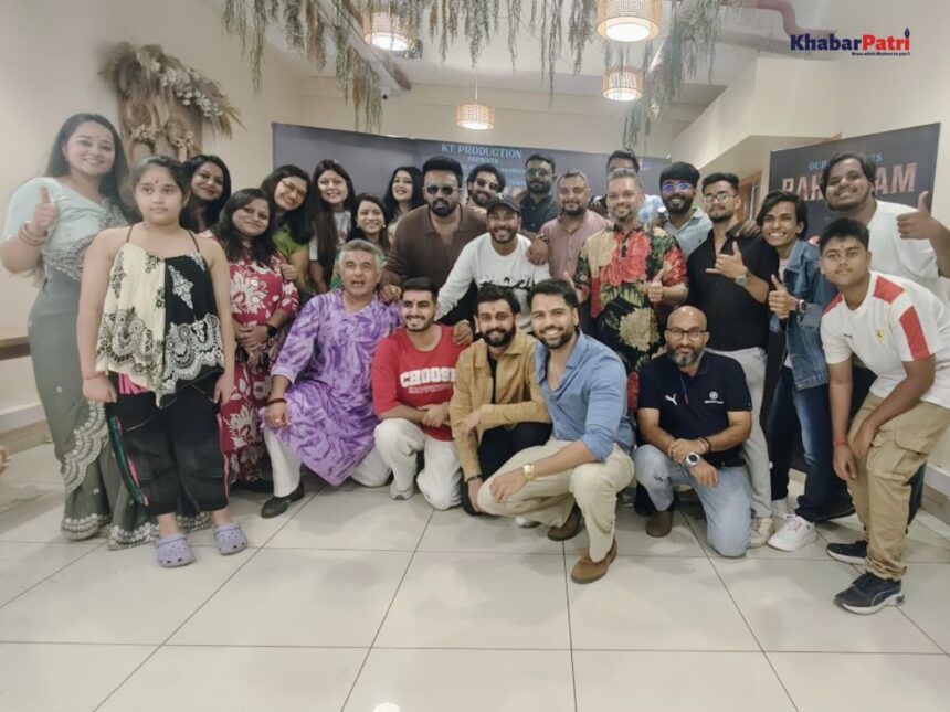 એરી કેફે ખાતે યોજાયું ગુજરાતી ફિલ્મ “રહસ્યમ” નું શાનદાર શુભ મુહૂર્ત 1 rahasyam