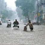 ગુજરાતમાં ભારે વરસાદની આગાહીને ધ્યાને લઈને આપત્તિ વ્યવસ્થાપન રાજ્યમંત્રીએ યોજી સમીક્ષા બેઠક 11 rain 2