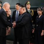 કિમ જાેંગ ઉનની પુત્રી બેઇજિંગમાં પહેલીવાર આંતરરાષ્ટ્રીય સ્તરે દેખાયા, ભાવિ ઉત્તરાધિકારી તરીકે અટકળો શરૂ 3 kim