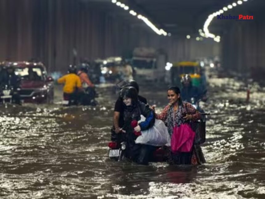 દિલ્હી-એનસીઆરમાં વરસાદ માટે આઇએમડીએ યલો એલર્ટ જારી કર્યું; હિમાચલ, ઉત્તરાખંડમાં પૂરની ચેતવણી 1 rain