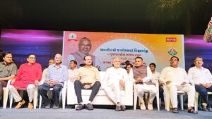સમસ્ત ગુજરાત પ્રજાપતિ યુવક મંડળ દ્વારા રાસ ગરબા મહોત્સવ- ૨૦૨૫માં ભાજપ પ્રદેશ પ્રમુખ જગદીશભાઈ વિશ્વકર્માની ખાસ ઉપસ્થિતિ 4 WhatsApp Image 2025 10 06 at 4.18.29 PM