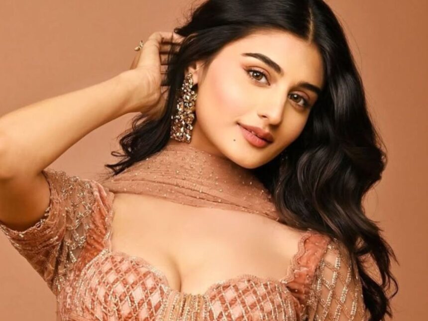 કોણ છે Payal Gaming? અન્ય પુરુષ સાથે લીક MMSની હકીકત આવી સામે, પોતે જ તોડ્યું મૌન 1 payal gaming