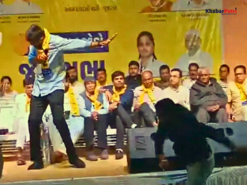 ગોપાલ ઇટાલિયા પર પગરખાંનો છુટ્ટો ઘા કોણે અને શા માટે કર્યો? હુમલો કરનાર શખ્સે કર્યો ખુલાસો 1 vaibhav 1